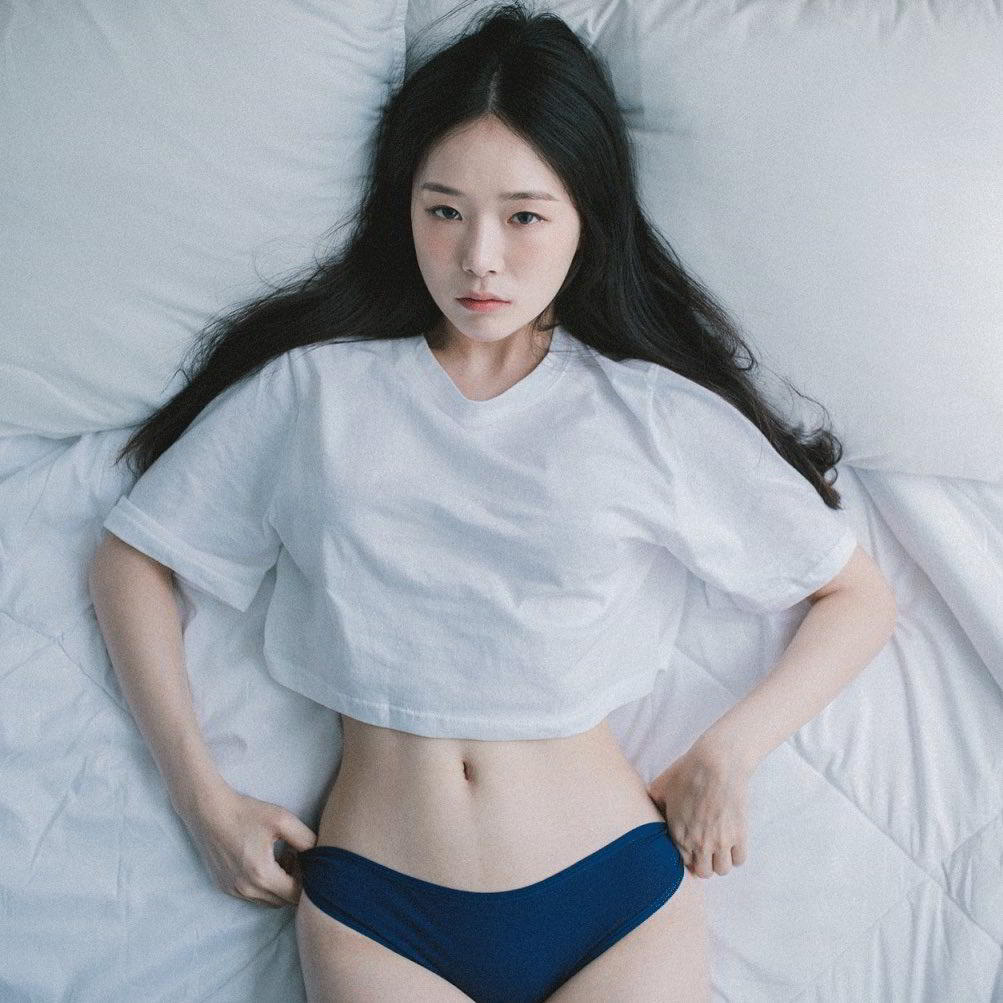 Korean Model Pia Han Mou tells you the attraction of single eyelids