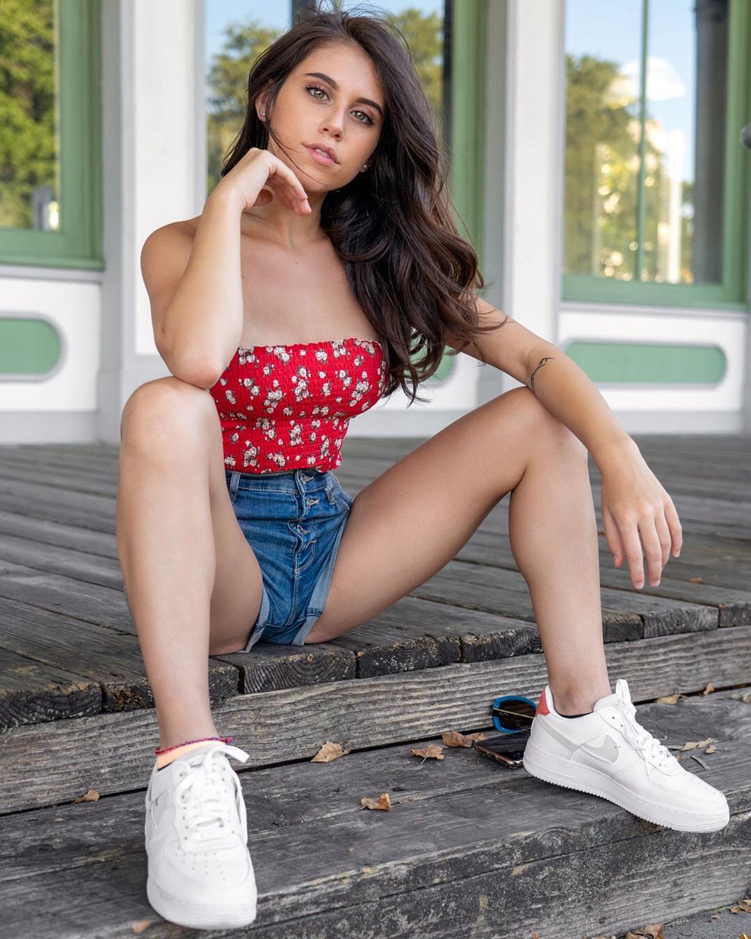 Hot Female model violet Summers in 2019