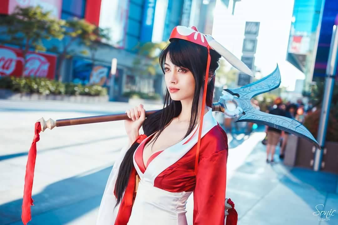 Qilin Anh Cosplay Picture and Photo
