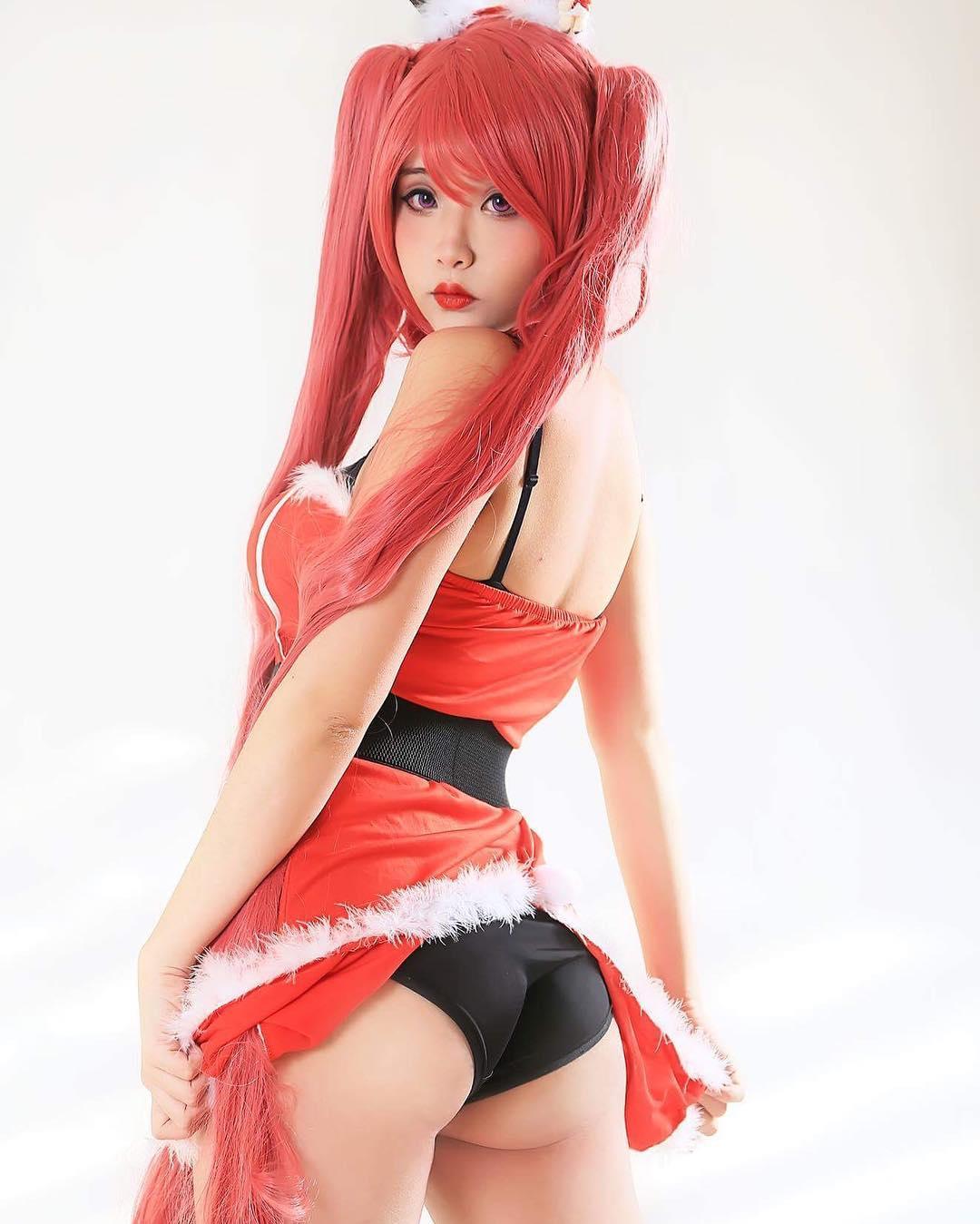 Hana Bunny Cute Cosplay Picture and Photo