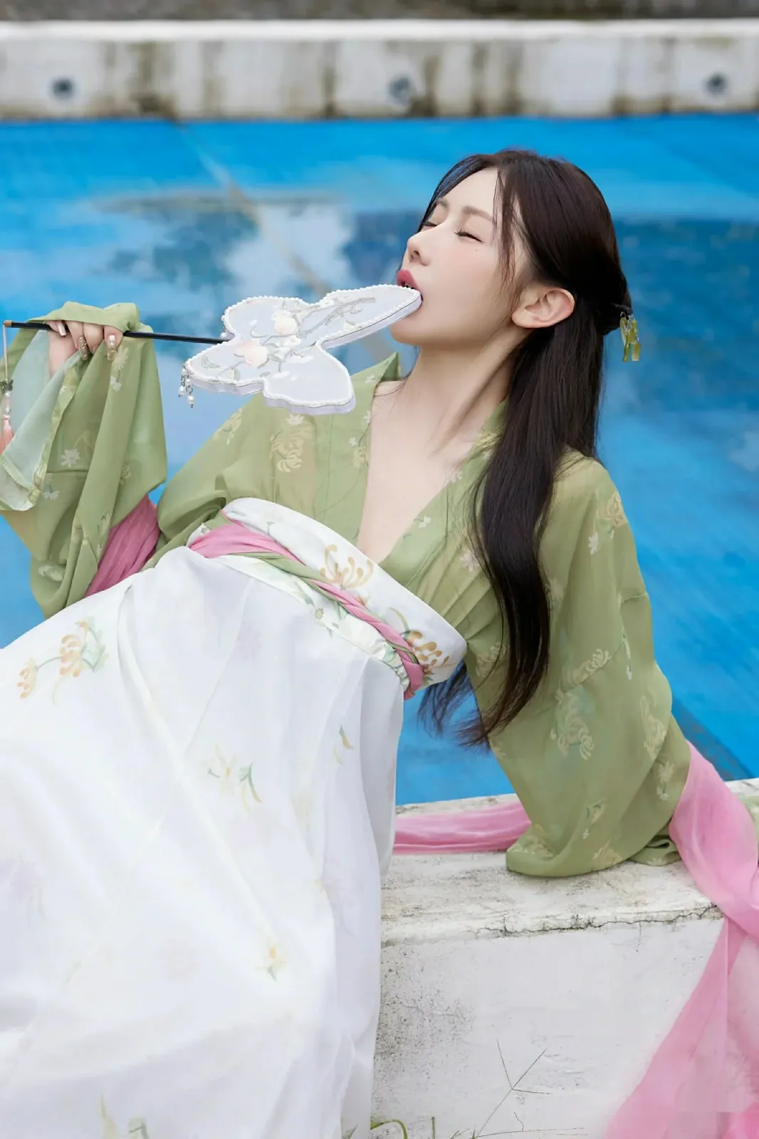 XiuRen No.10834 尹甜甜 XiuRen No.10834 尹甜甜