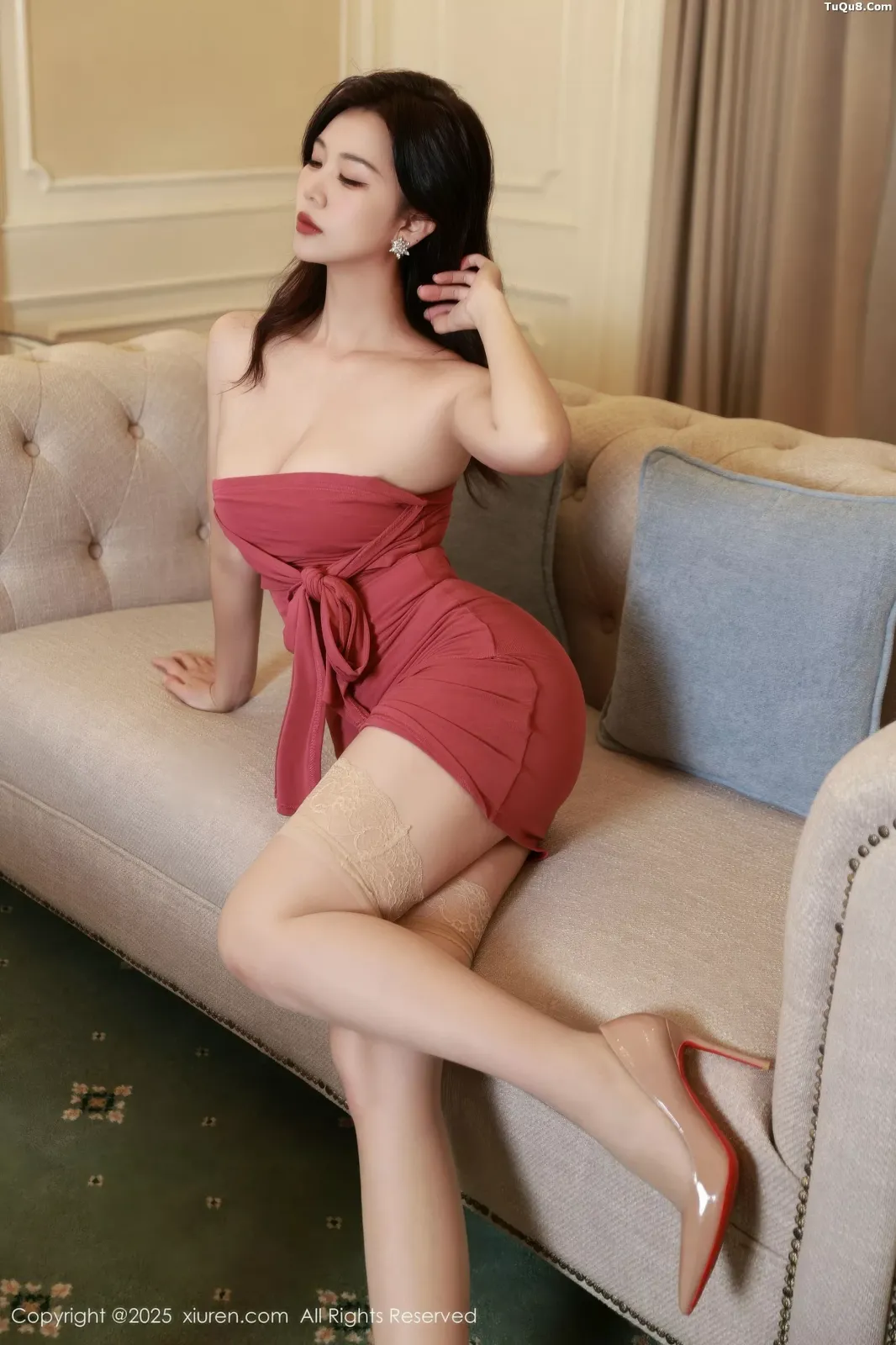 XiuRen No.10876 玫瑰我爱你 XiuRen No.10876 玫瑰我爱你