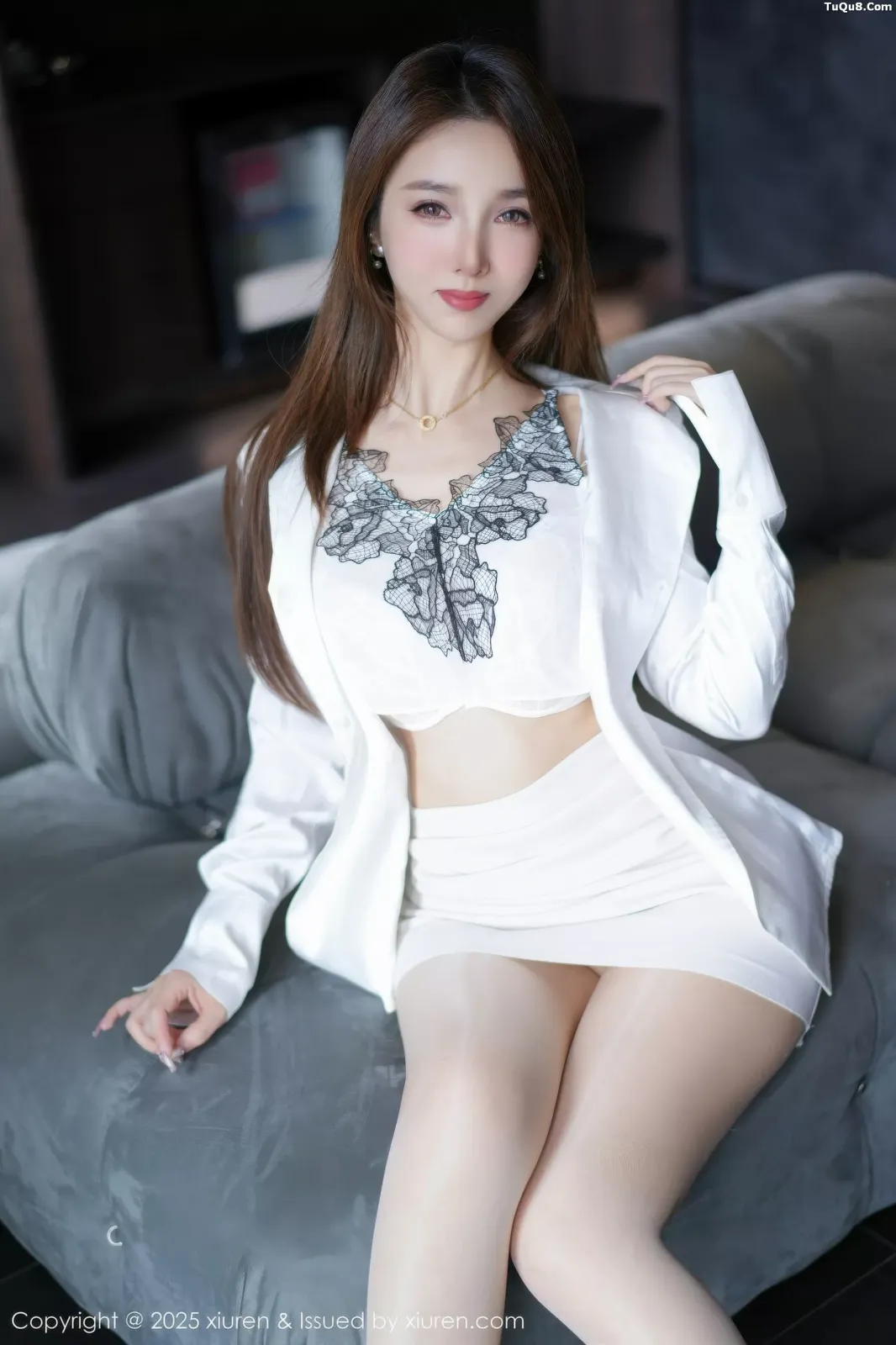 XiuRen No.10872 桃桃·夭夭 XiuRen No.10872 桃桃·夭夭