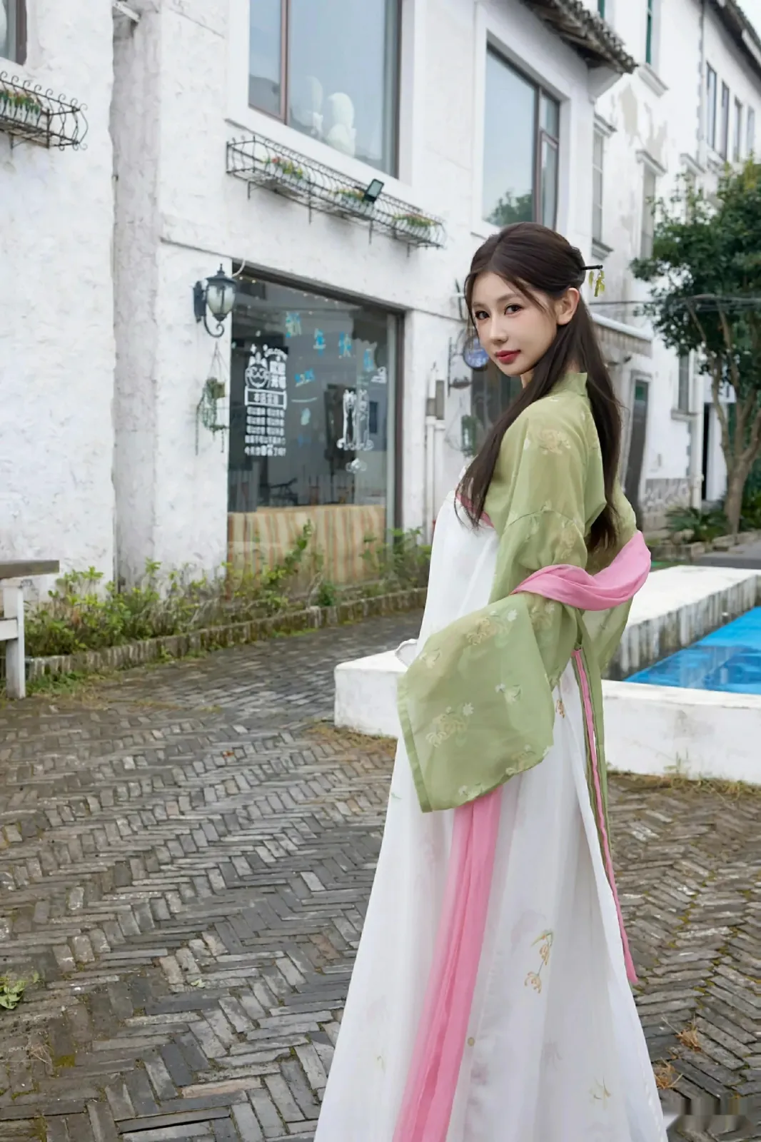 XiuRen No.10834 尹甜甜 XiuRen No.10834 尹甜甜