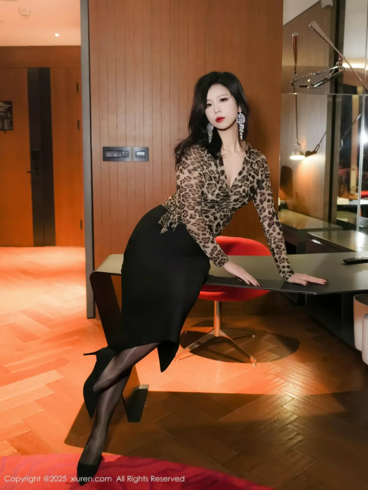 XiuRen No.10901 玫瑰我爱你 XiuRen No.10901 玫瑰我爱你