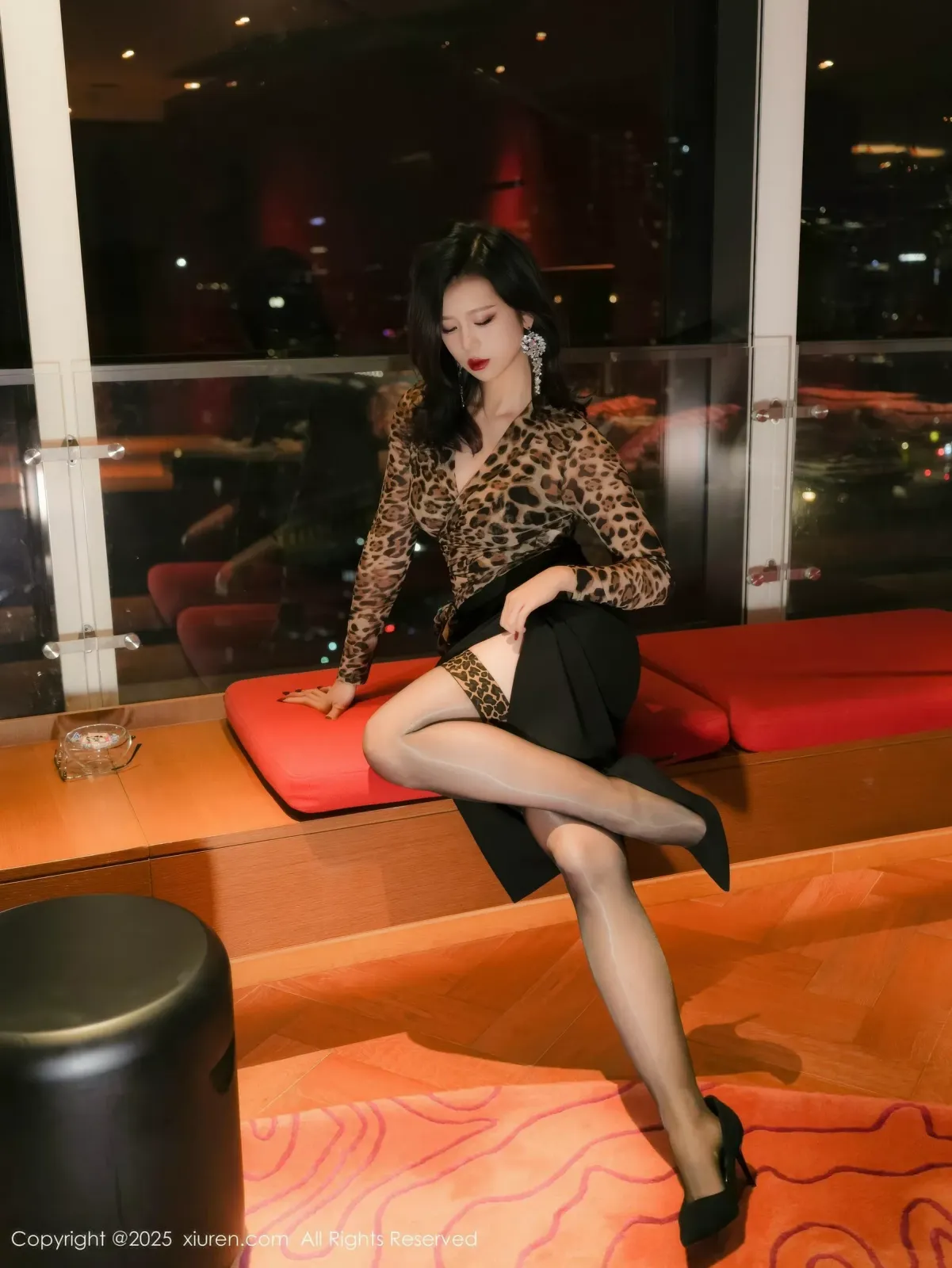 XiuRen No.10901 玫瑰我爱你 XiuRen No.10901 玫瑰我爱你