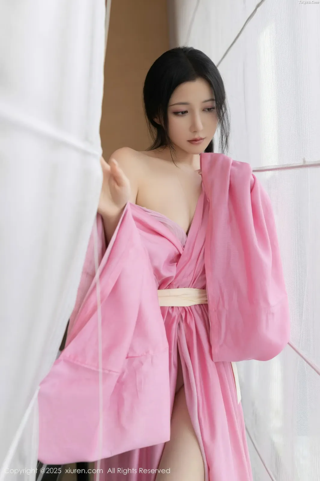 XiuRen No.11049 鱼子酱 XiuRen No.11049 鱼子酱