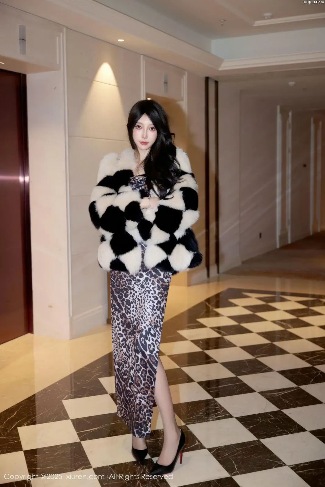 XiuRen No.11082 玥儿玥 XiuRen No.11082 玥儿玥