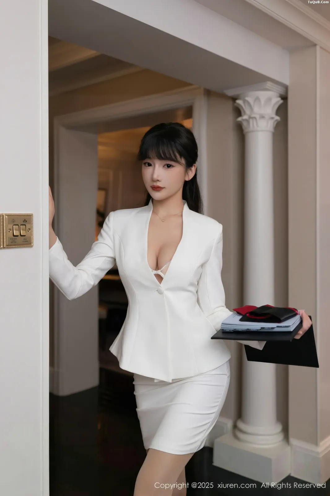 XiuRen No.11042 陆萱萱 XiuRen No.11042 陆萱萱