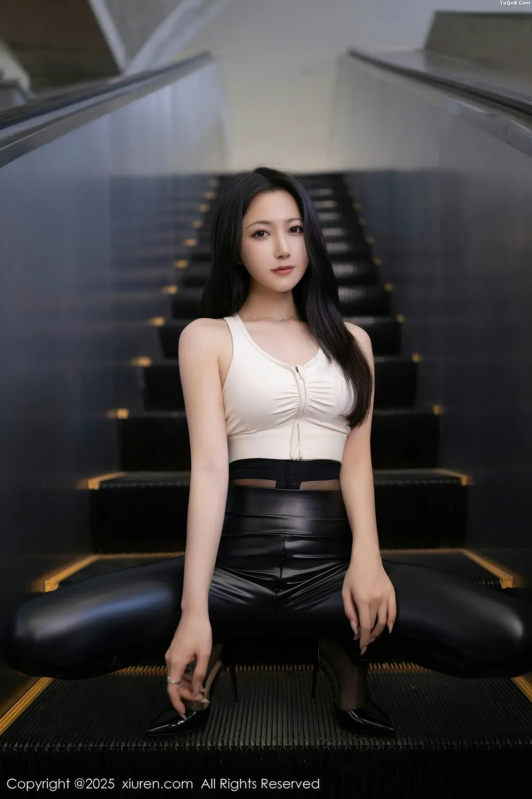 XiuRen No.11021 鱼子酱 XiuRen No.11021 鱼子酱