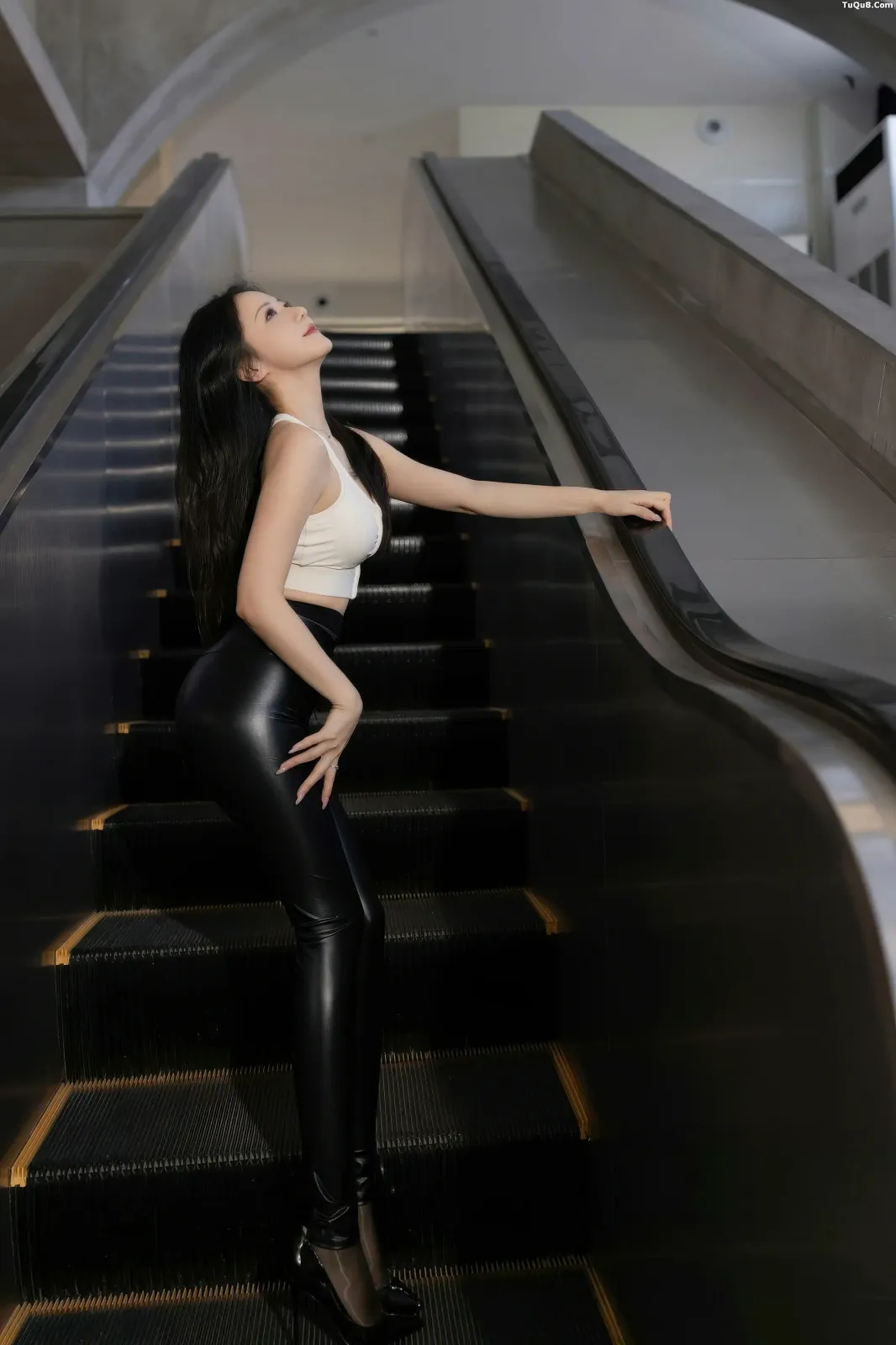 XiuRen No.11021 鱼子酱 XiuRen No.11021 鱼子酱