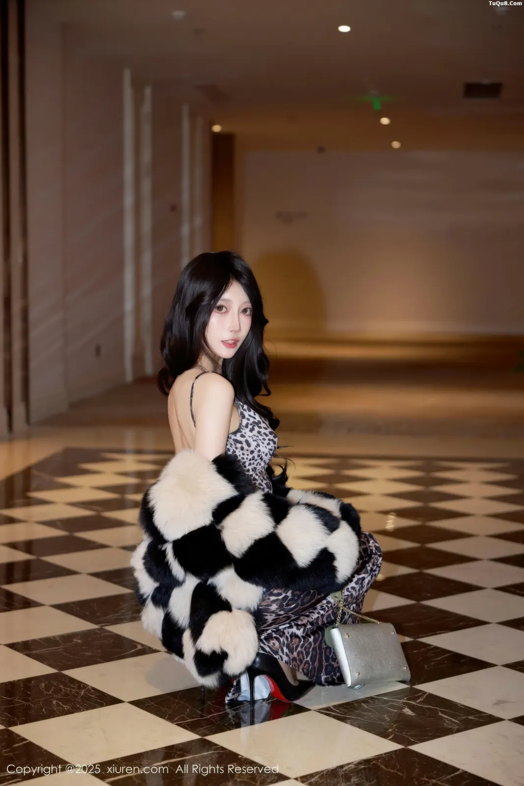 XiuRen No.11082 玥儿玥 XiuRen No.11082 玥儿玥