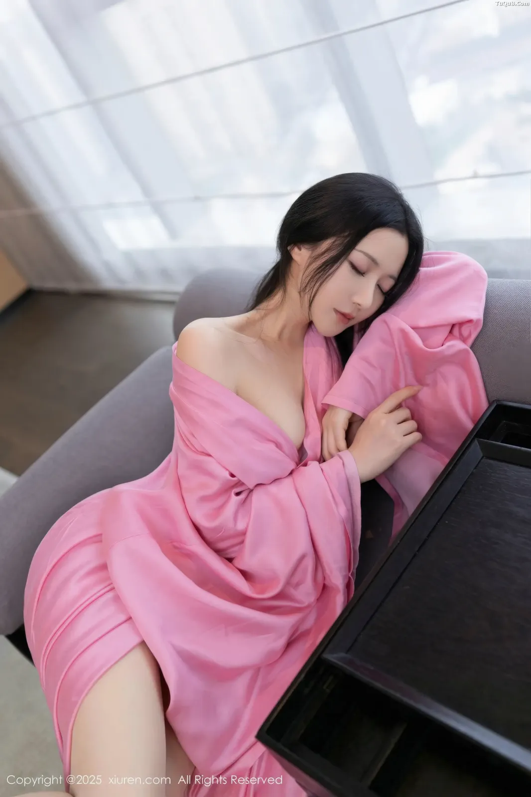 XiuRen No.11049 鱼子酱 XiuRen No.11049 鱼子酱