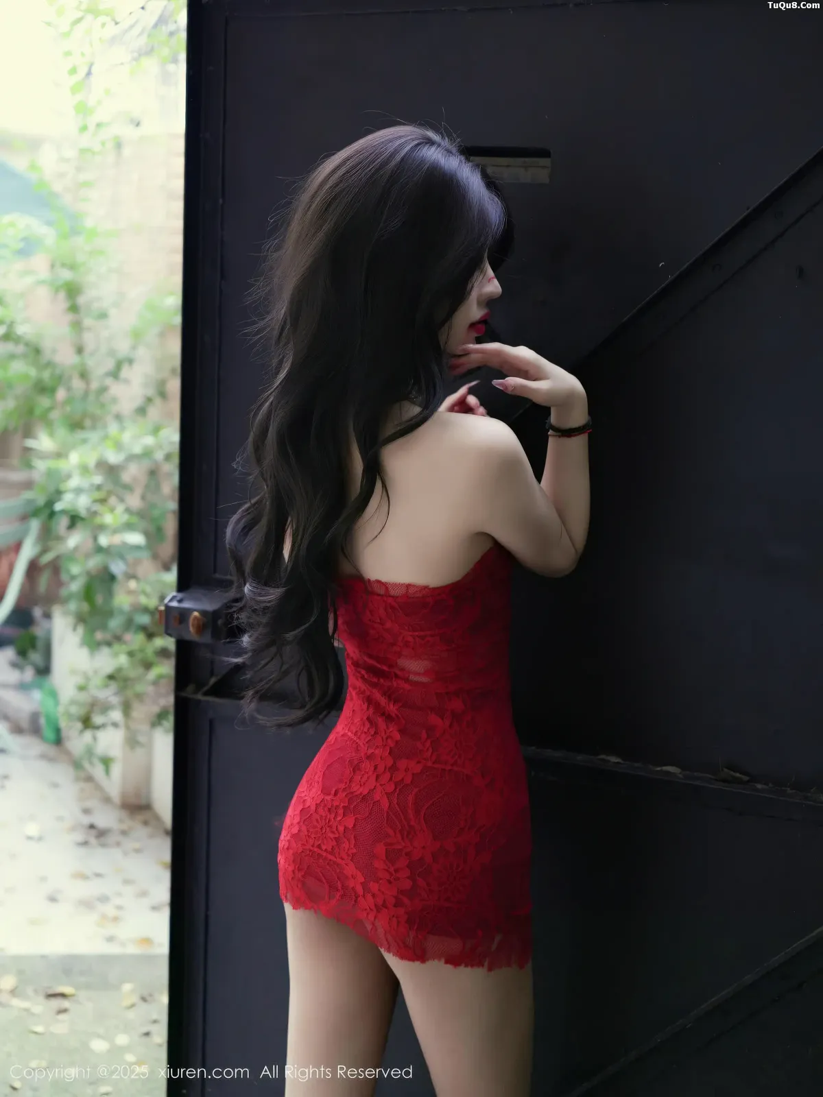 XiuRen No.11032 四月月 XiuRen No.11032 四月月