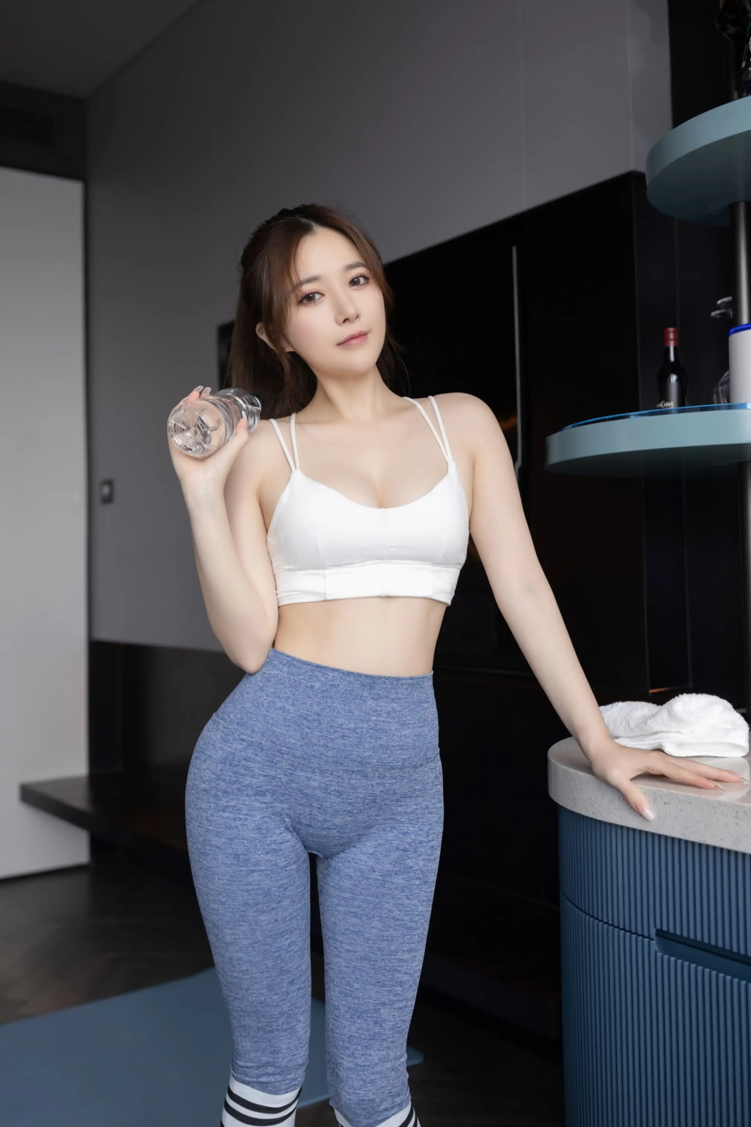 XiuRen Extra FW0109 鱼子酱 XiuRen Extra FW0109 鱼子酱
