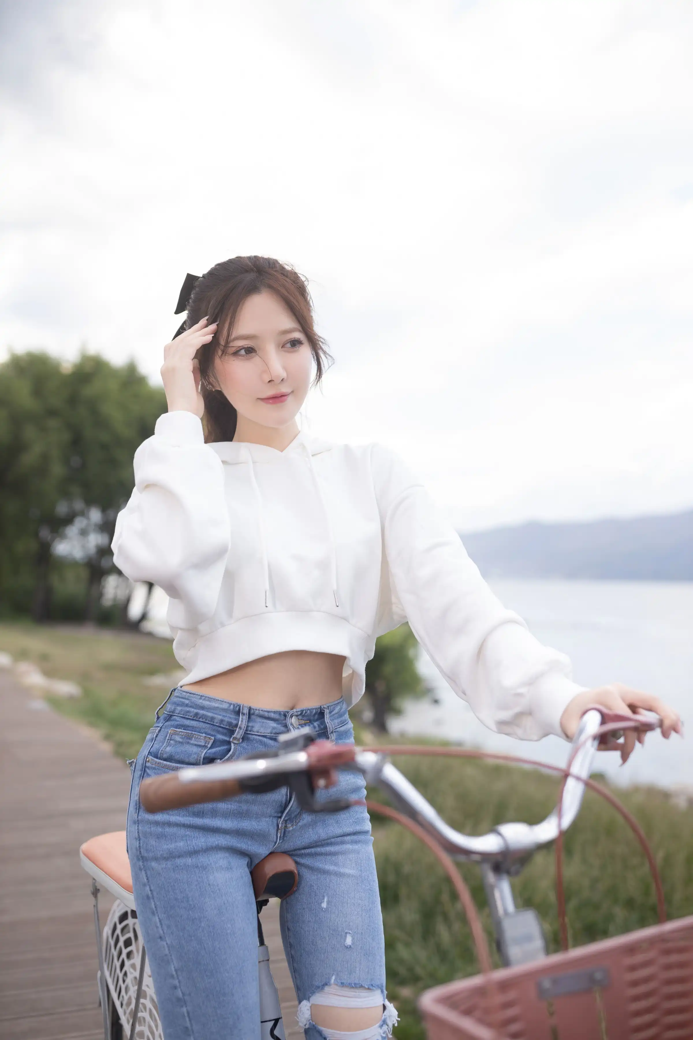 XiuRen Extra FW00122 鱼子酱 XiuRen Extra FW00122 鱼子酱