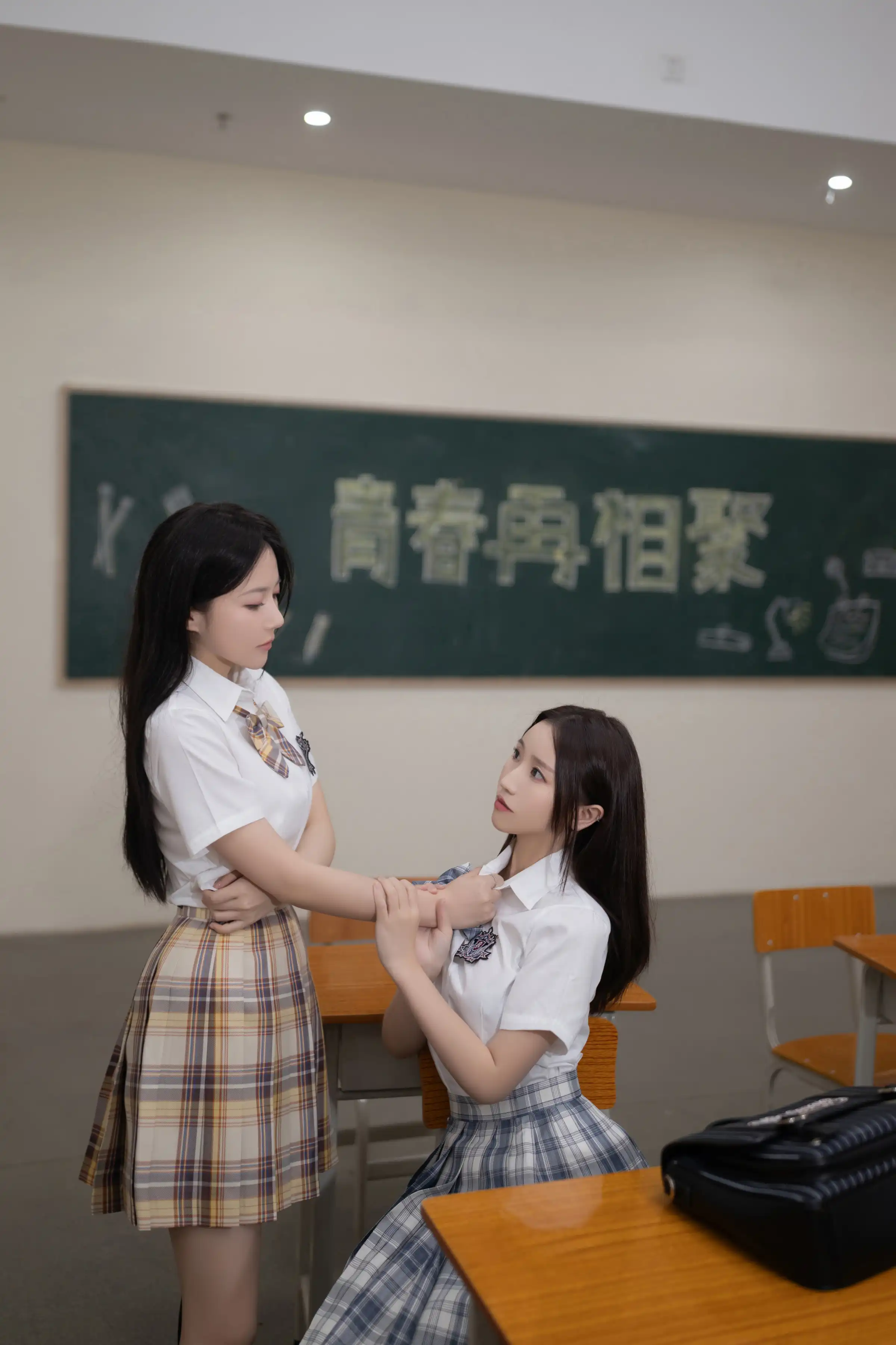 XiuRen Extra FW0547 鱼子酱 XiuRen Extra FW0547 鱼子酱