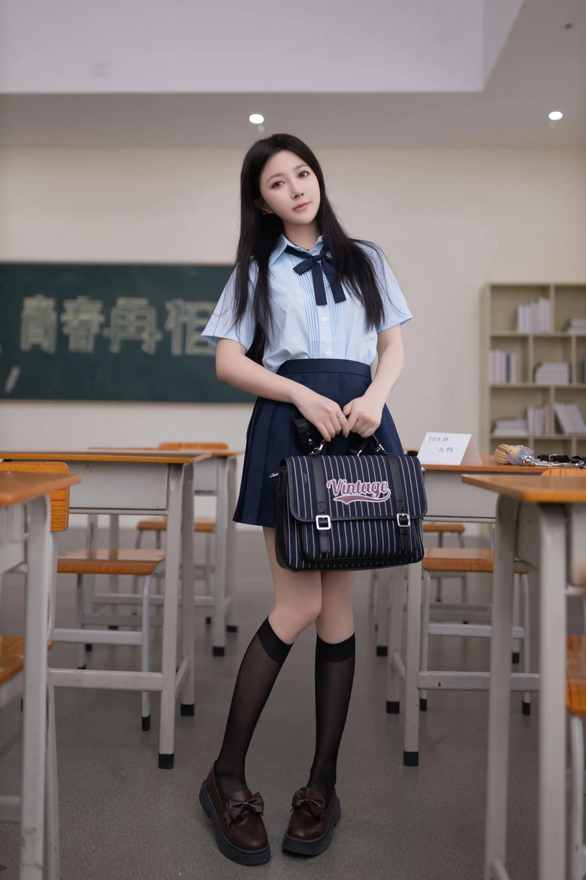 XiuRen Extra FW0607 鱼子酱 XiuRen Extra FW0607 鱼子酱