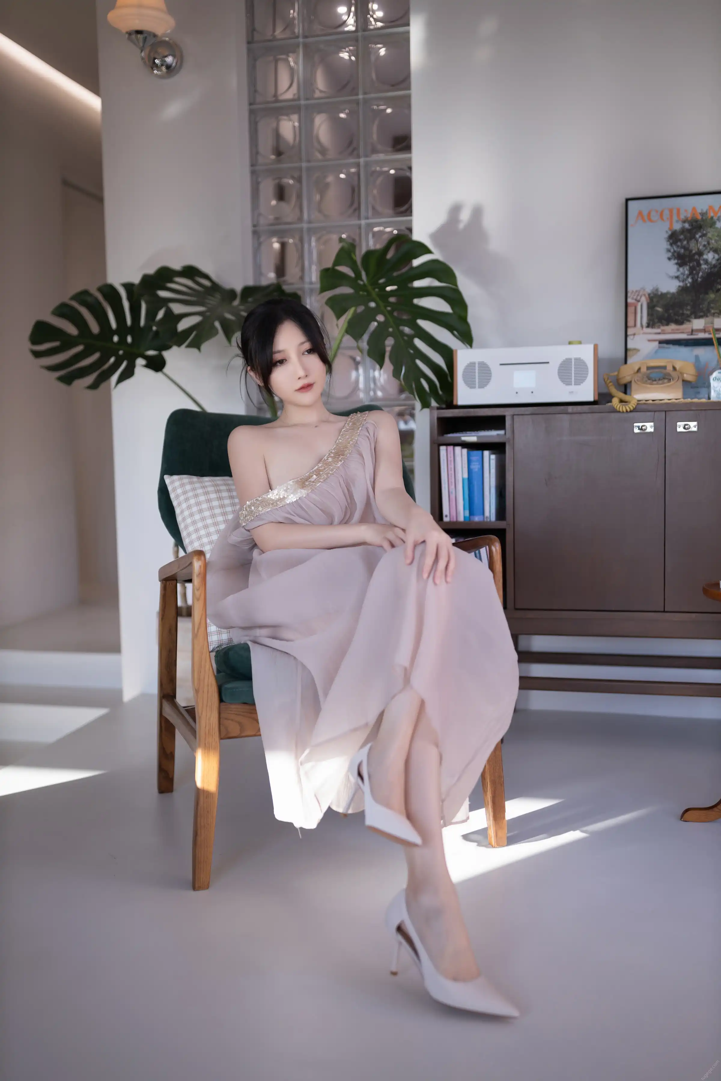XiuRen Extra FW0743 鱼子酱 XiuRen Extra FW0743 鱼子酱