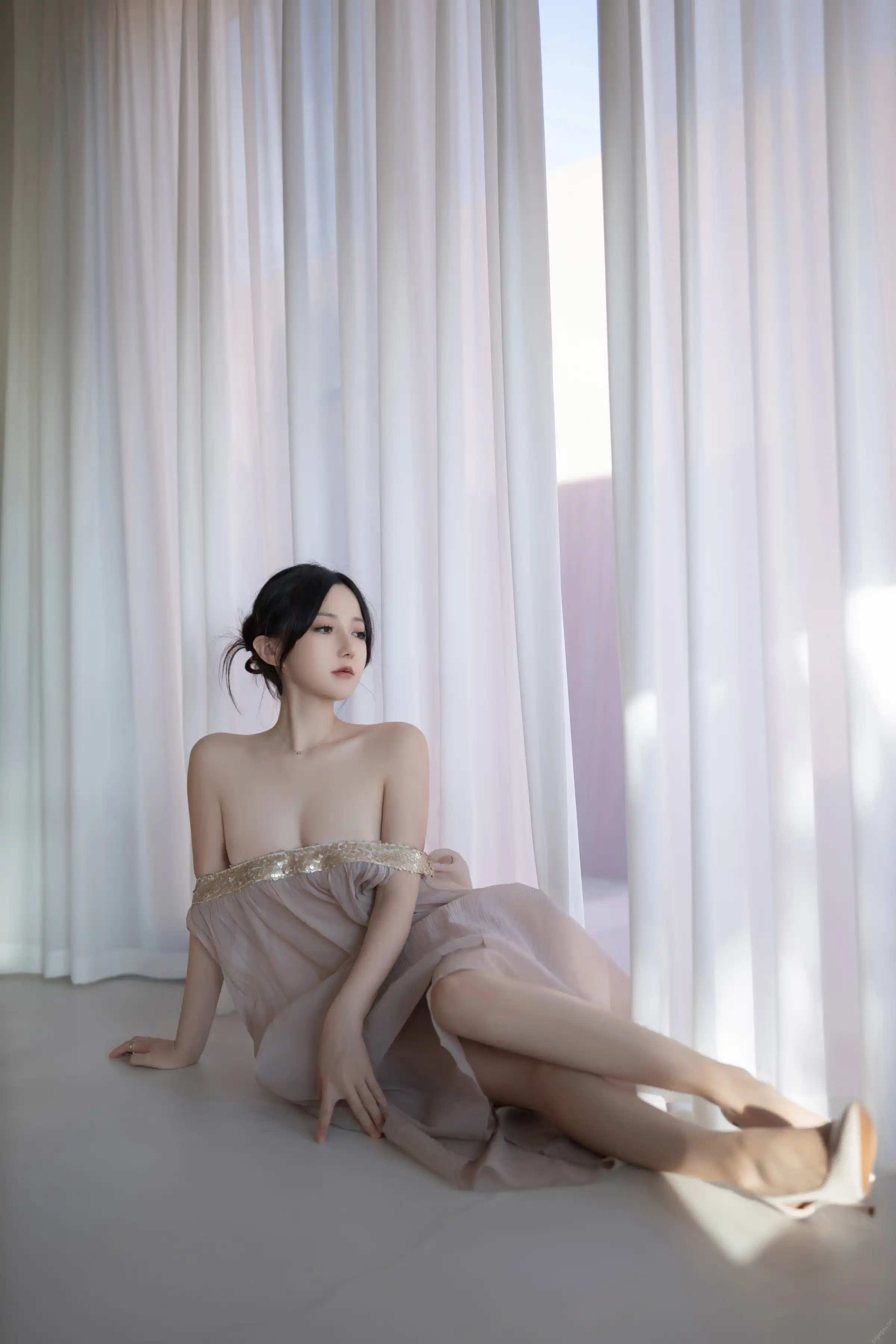 XiuRen Extra FW0743 鱼子酱 XiuRen Extra FW0743 鱼子酱