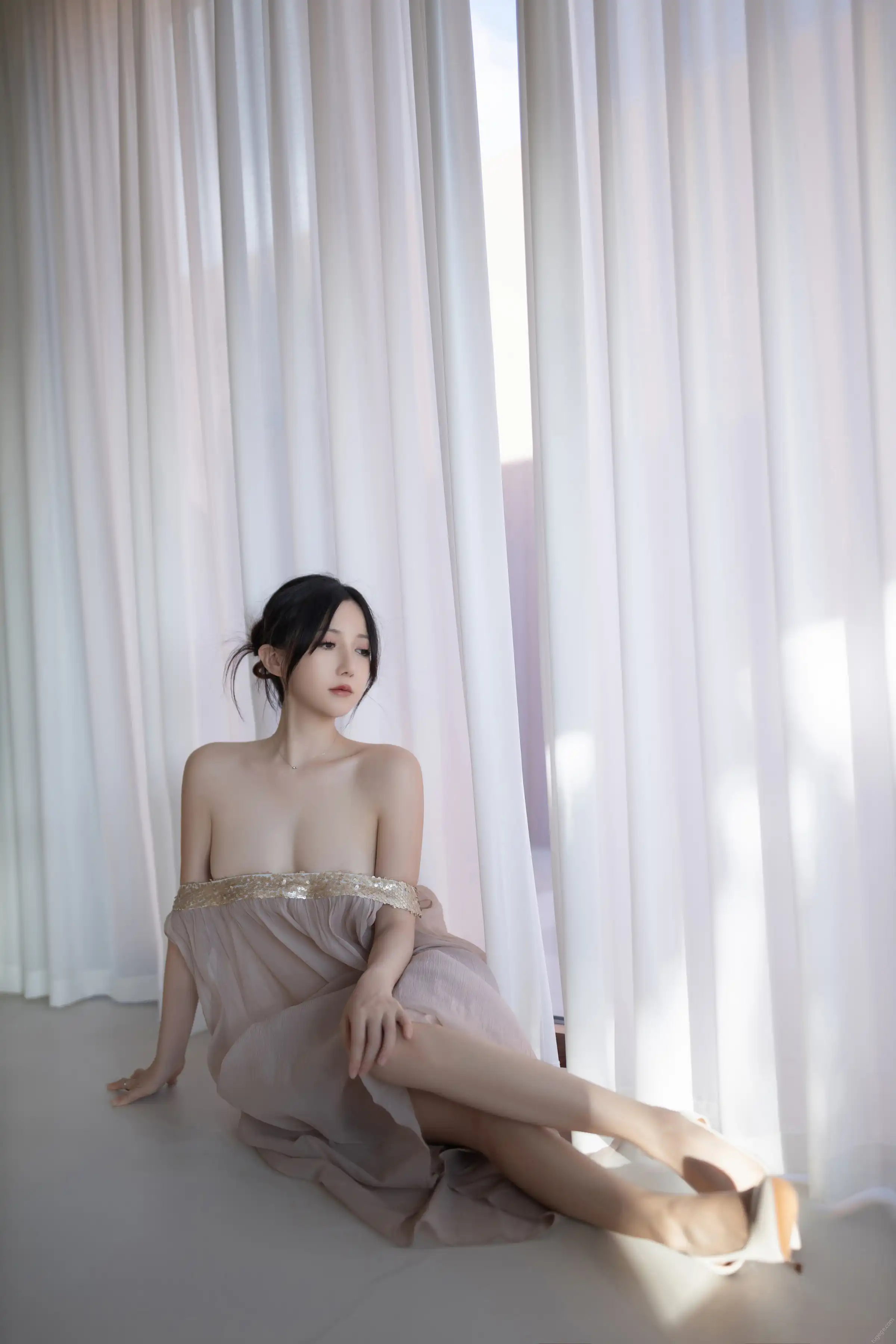 XiuRen Extra FW0743 鱼子酱 XiuRen Extra FW0743 鱼子酱
